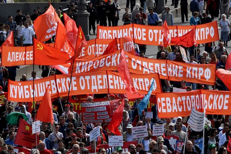 Σχεδόν 1,5 εκατομμύριο Ρώσοι διαδήλωσαν για την εργατική Πρωτομαγιά (εικόνες, βίντεο)